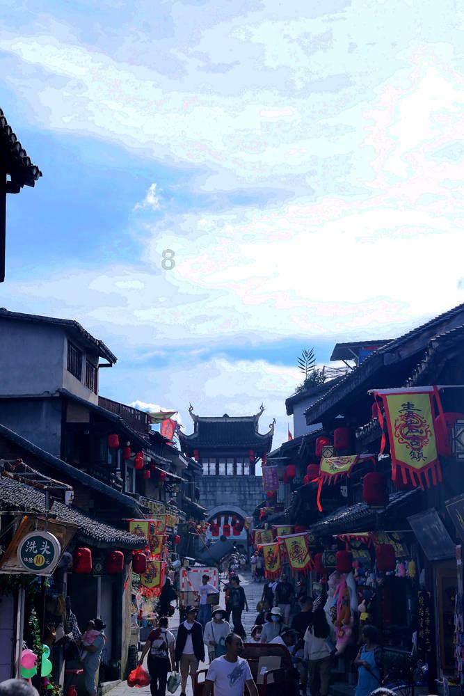 逃离无人的学校