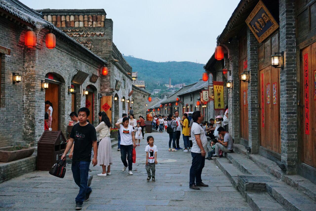 如何看待催收这个行业？游戏画面